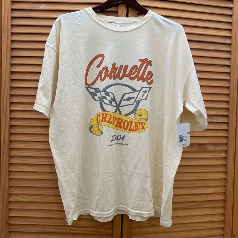 NWT Forever 21 Car Graphic T-shirt size Medium